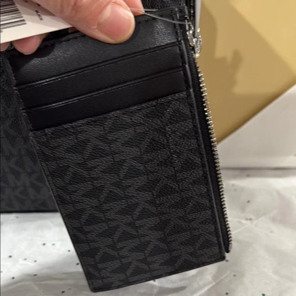 Michael Kors Black Men's Bag and matching Cooper wallet